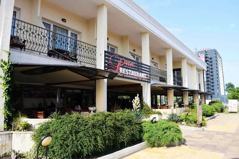 Lotus Family Hotel
