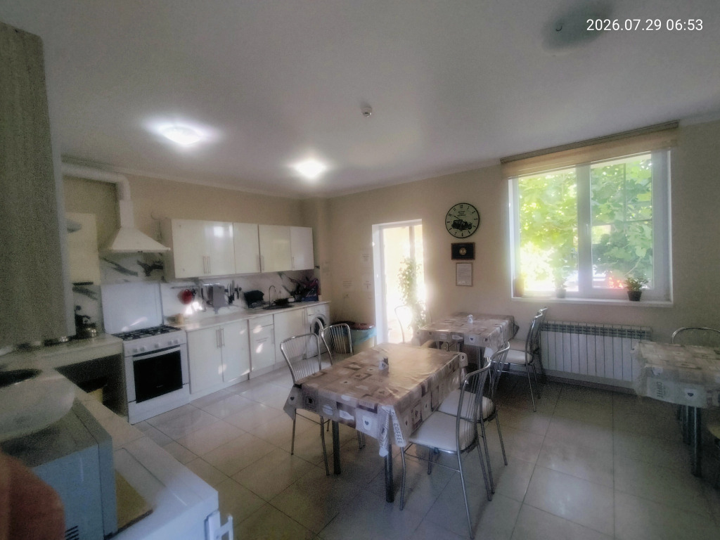 Guest House on Aivazovskogo 38