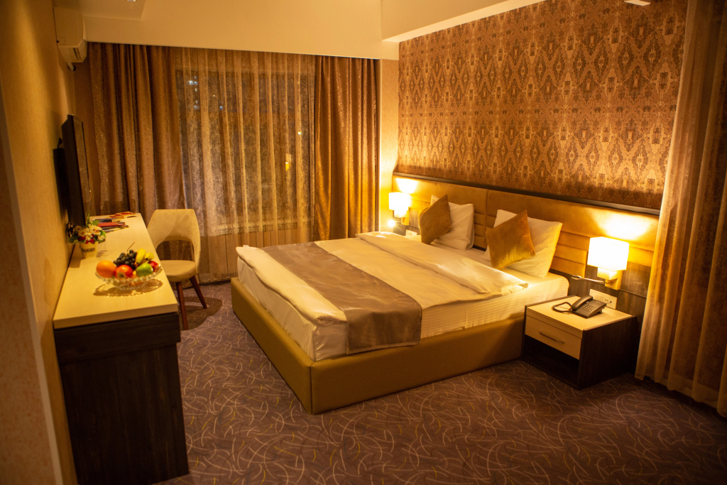 Отель Parkway Inn Hotel & Spa