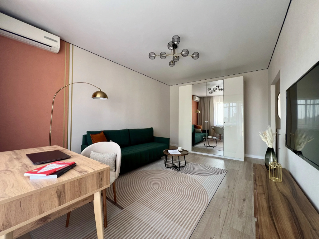 Квартира SOUTH CITY Двухкомнатная с дизайнерским ремонтом