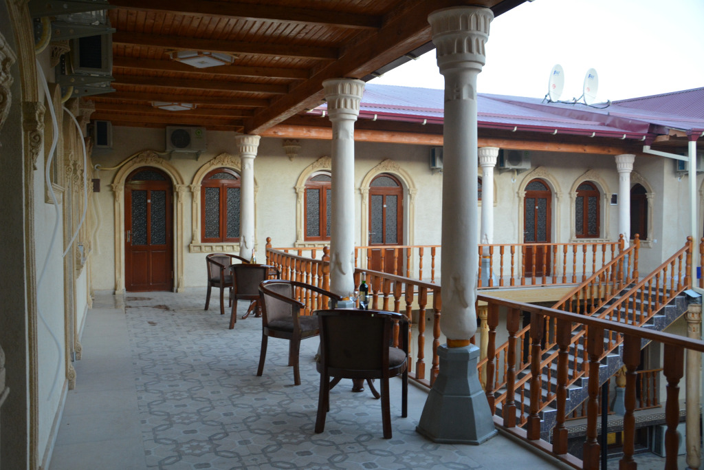 Retro Registan Hotel