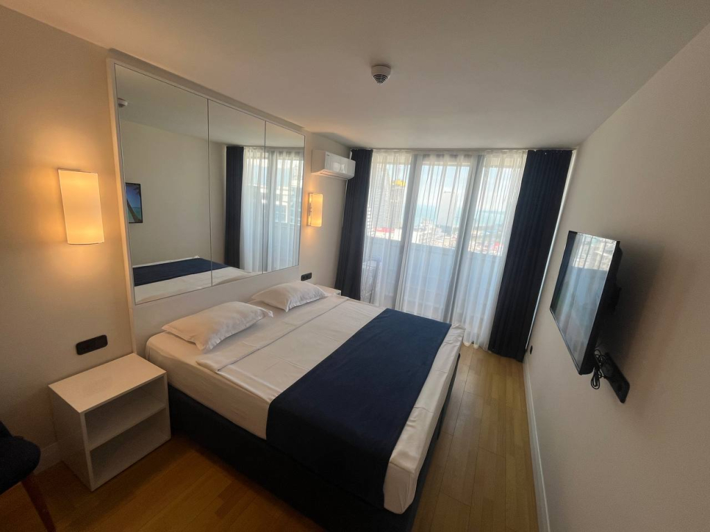Апартаменты у моря в Апарт-Отеле Orbi City Аллея Героев 4009