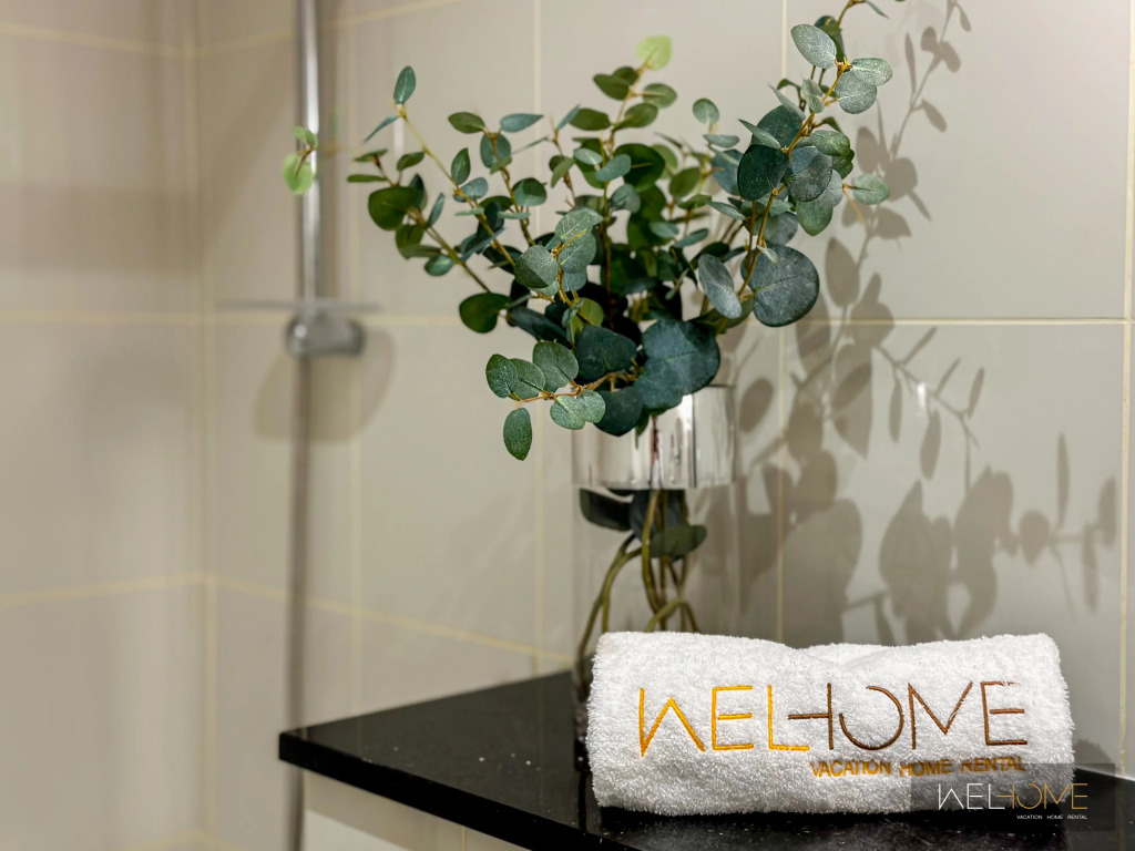 Апартаменты WelHome - Luxury Living in Business Bay 2BR + Maid's Room