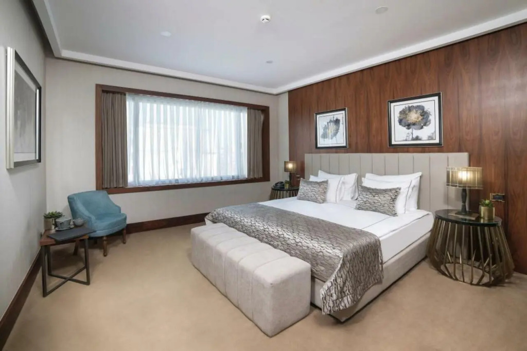 Sura Luxury Milion & Spa