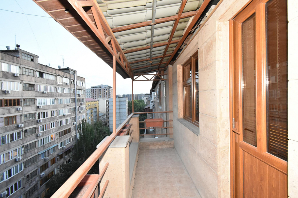 Апартаменты RentInnYerevan 1 Mher Mkrtchyan Street