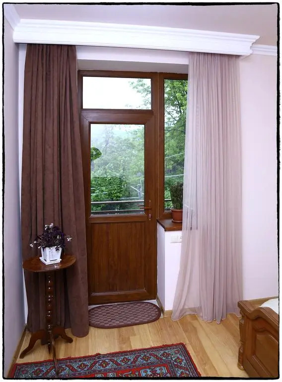 Hayi Tun Guest House