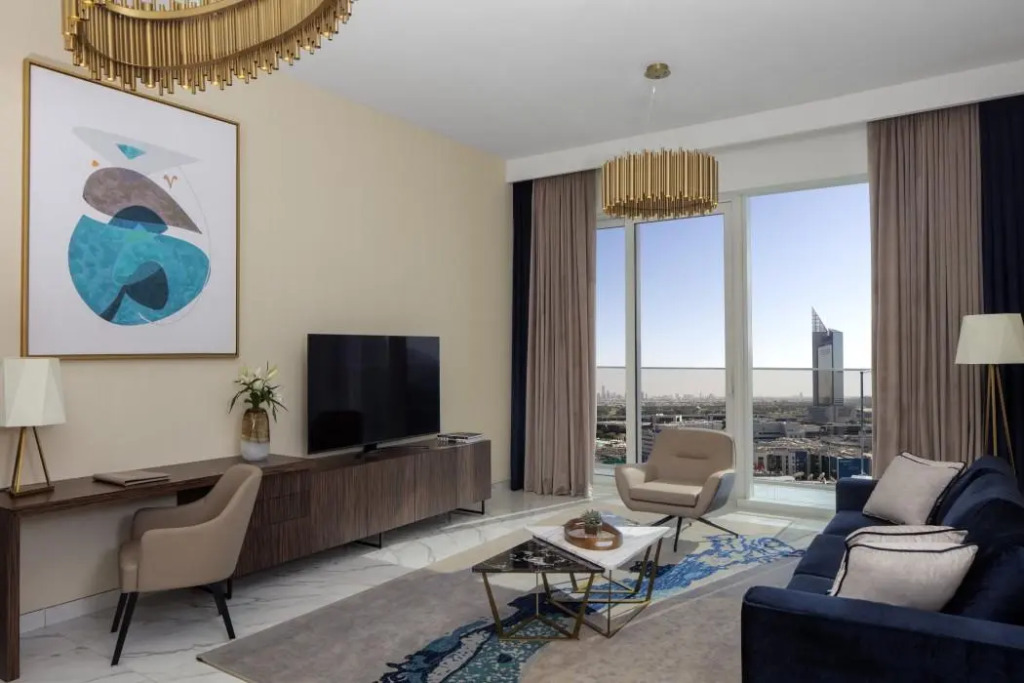 Avani Plus Palm View Dubai Hotel & Suites