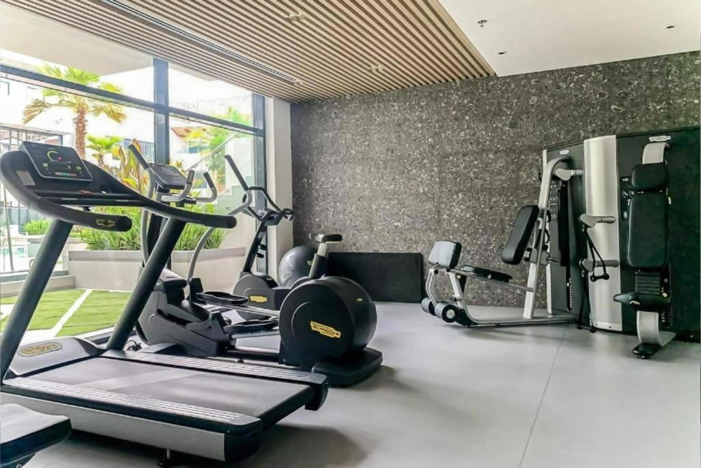 Апартаменты Elite LUX Holiday Homes Relax & Unwind in Stylish JVC Studio