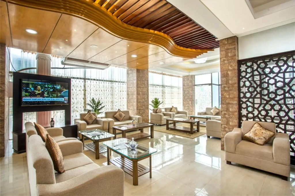 White Palace Hotel