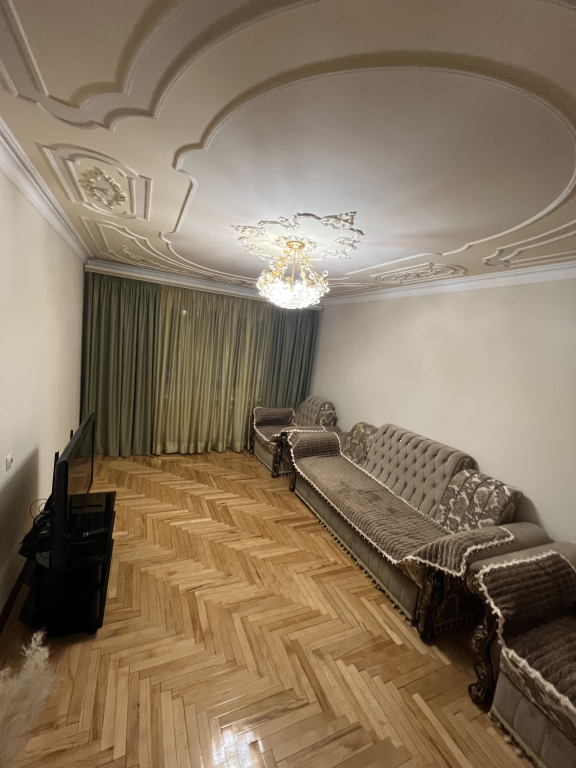 Квартира Трехкомнатная