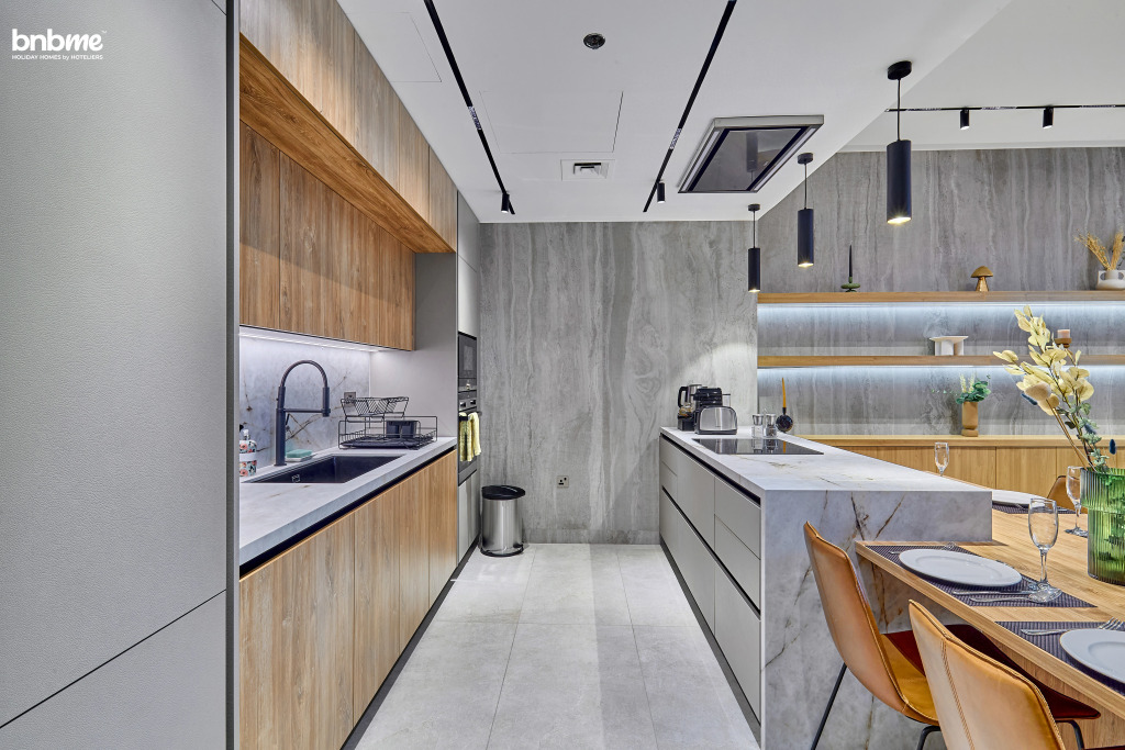 Апартаменты Bnbmehomes  Lux Haven Burj View Opera District - 1408