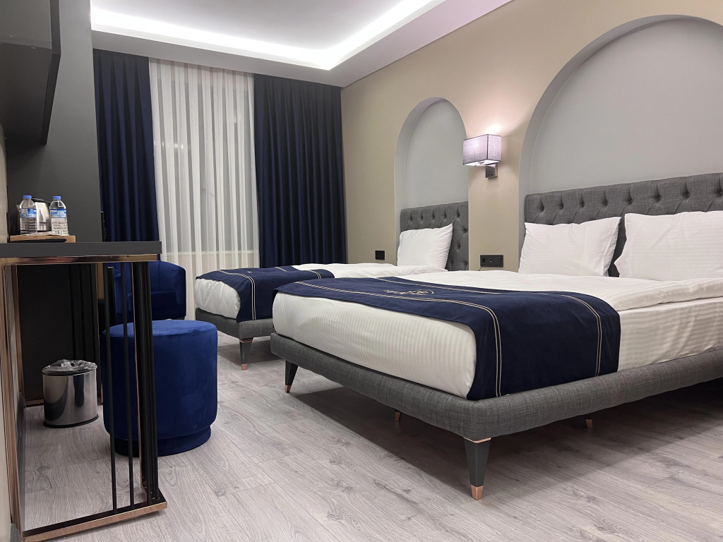 Plus Hotel & Private Transportation İstanbul Airport-By Loft