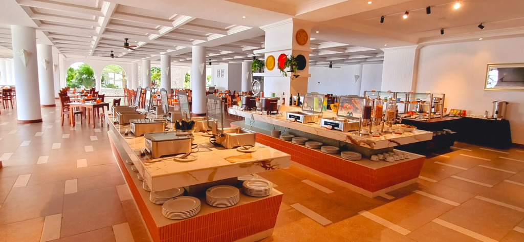 Shukran Palace Hotel