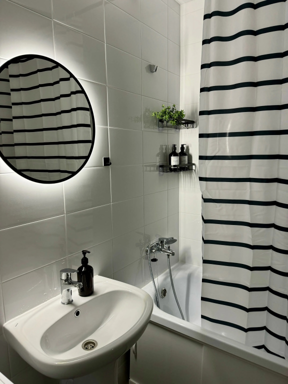 Апартаменты Liki-Mir Apartments Центральная