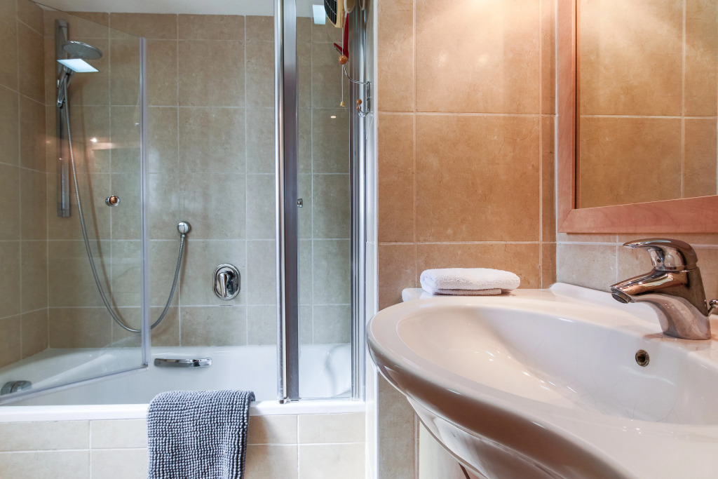 Апартаменты Cosy 1BR near Beach by FeelHome