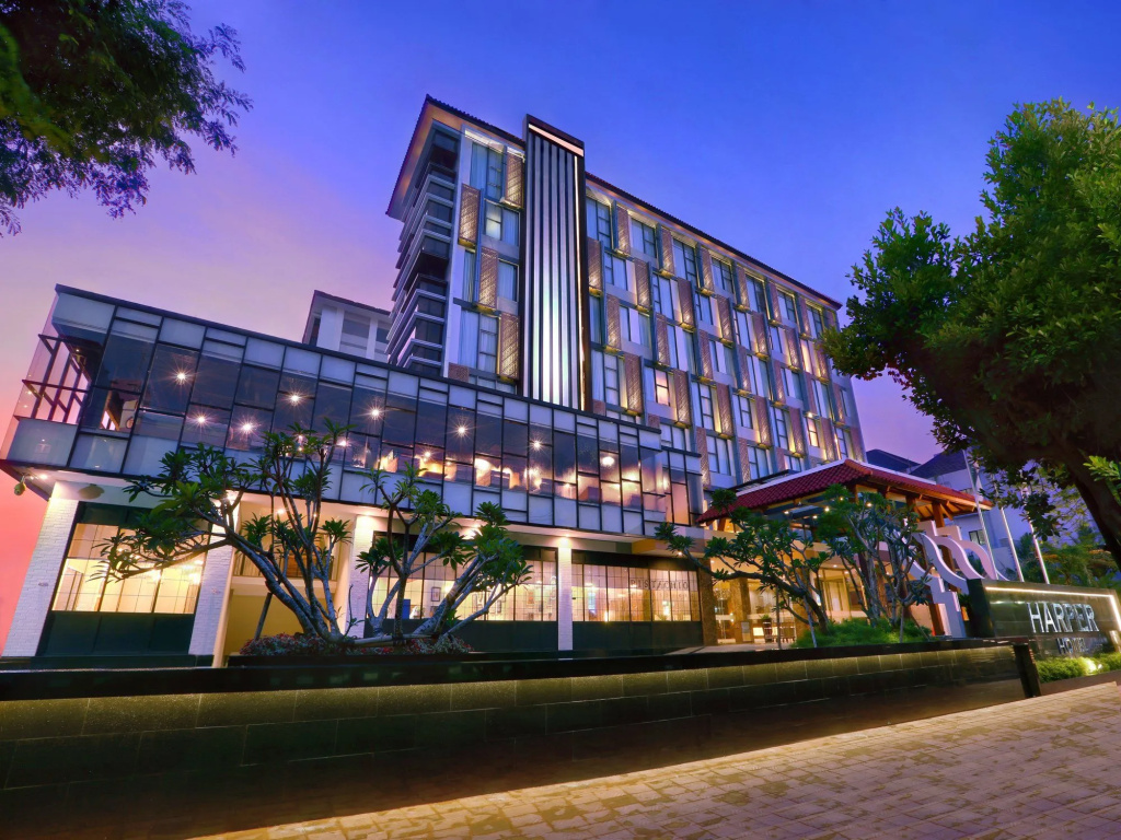 Отель Harper Malioboro Yogyakarta