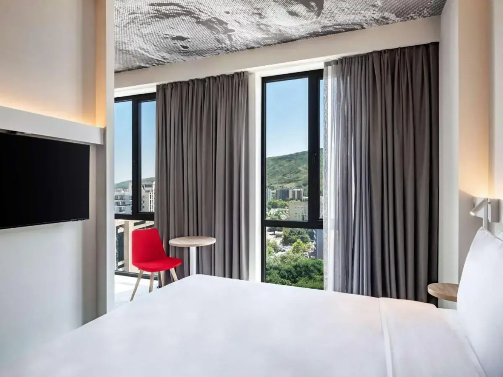 Hotel Ibis Tbilisi City - Новый Отель