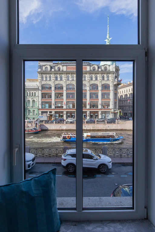 Квартира Beautiful view on Moika river 56
