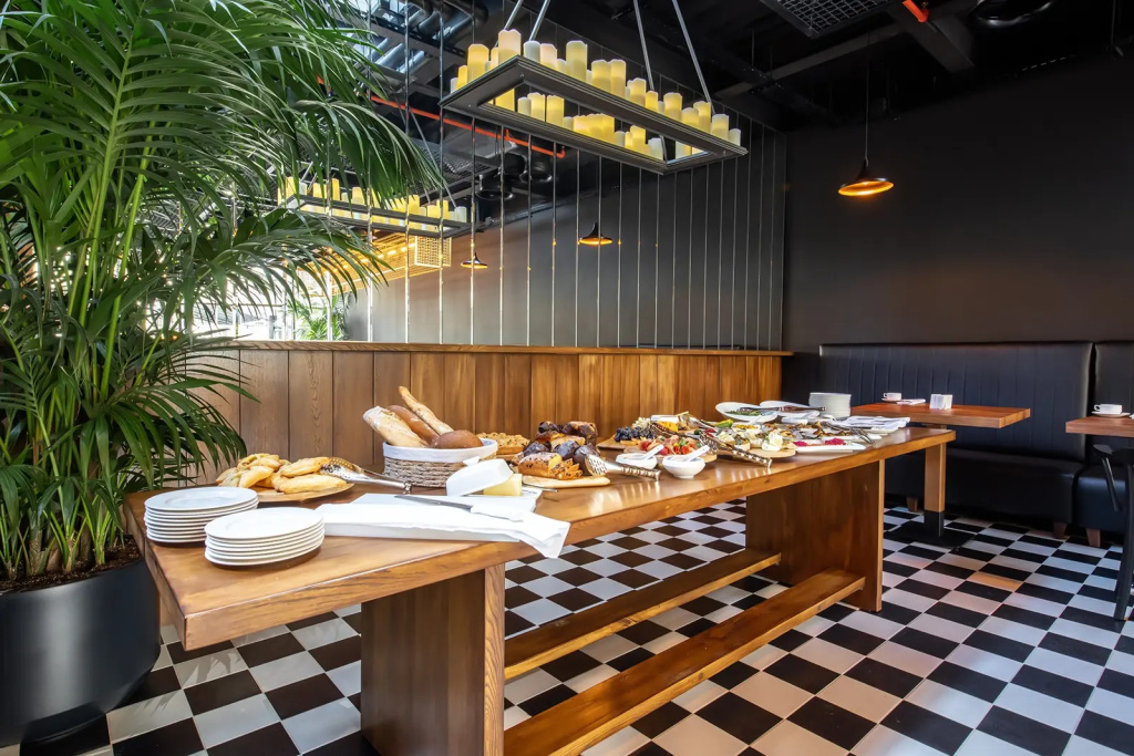 Отель Twenties Tbilisi - Stay & Dine