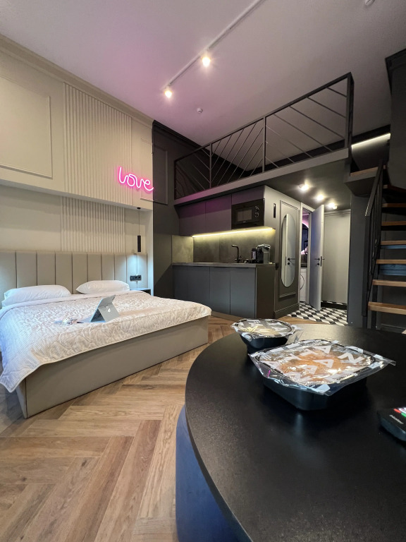 Апартаменты Family Luxury Apartments 4 (без вида - ремонт фасада; временно)