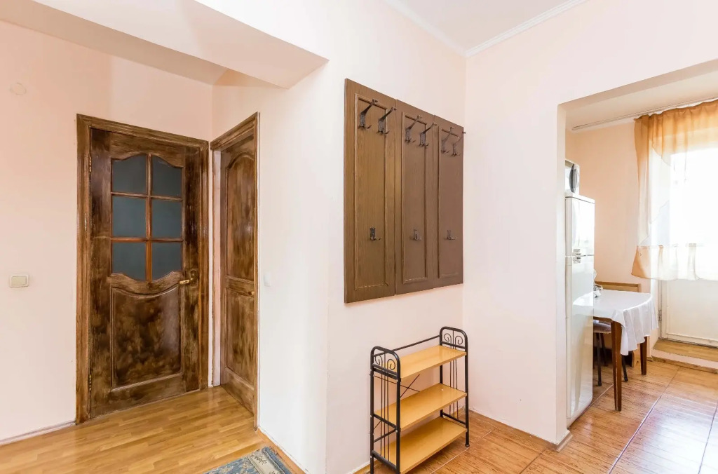 Na Prospekte Dostyk 119 Flat