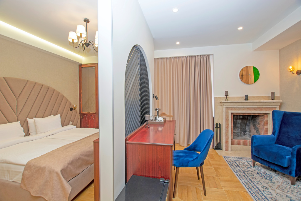 Cartez Hotel