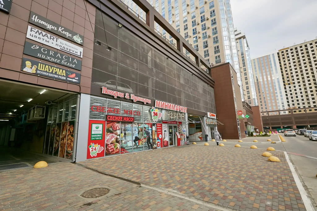 Квартира с балконом и уютной атмосферой на Зиповской 48