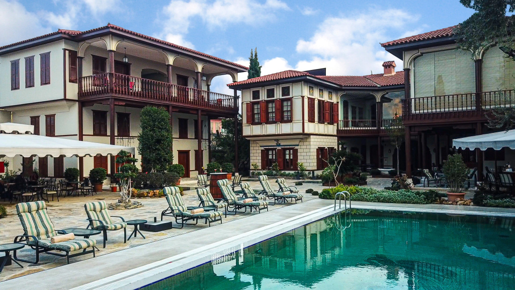 RuinAdalia Hotel