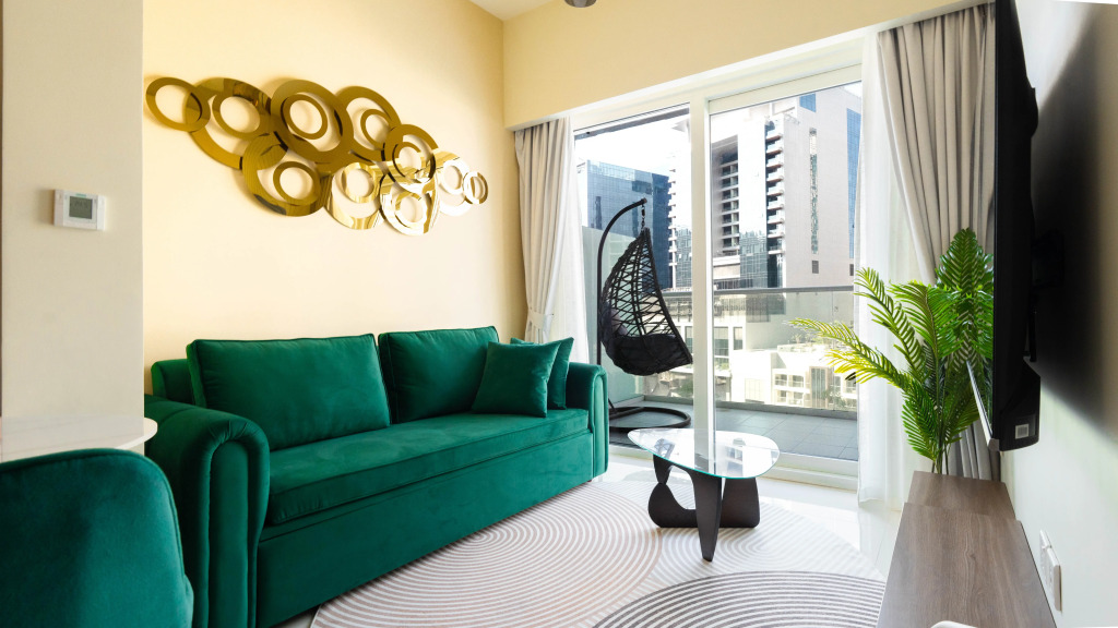 Апартаменты Keyrock Living Lakeview Luxury at Reva Residence