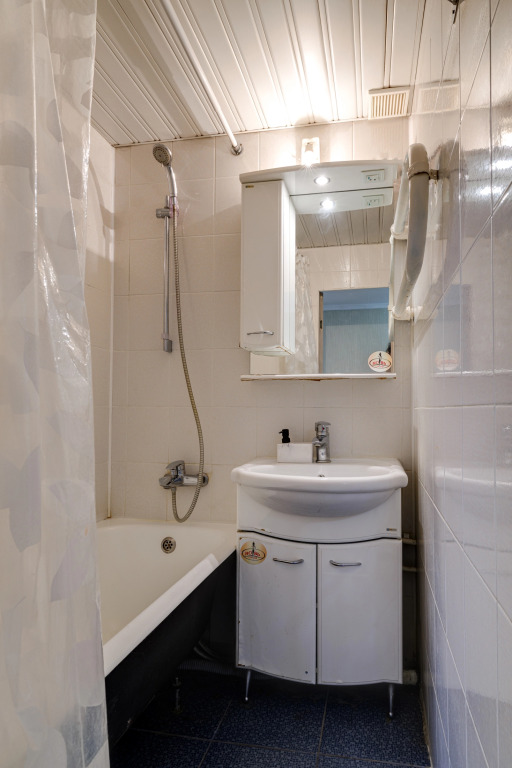 Na Ul Dekabristov 21 Flat