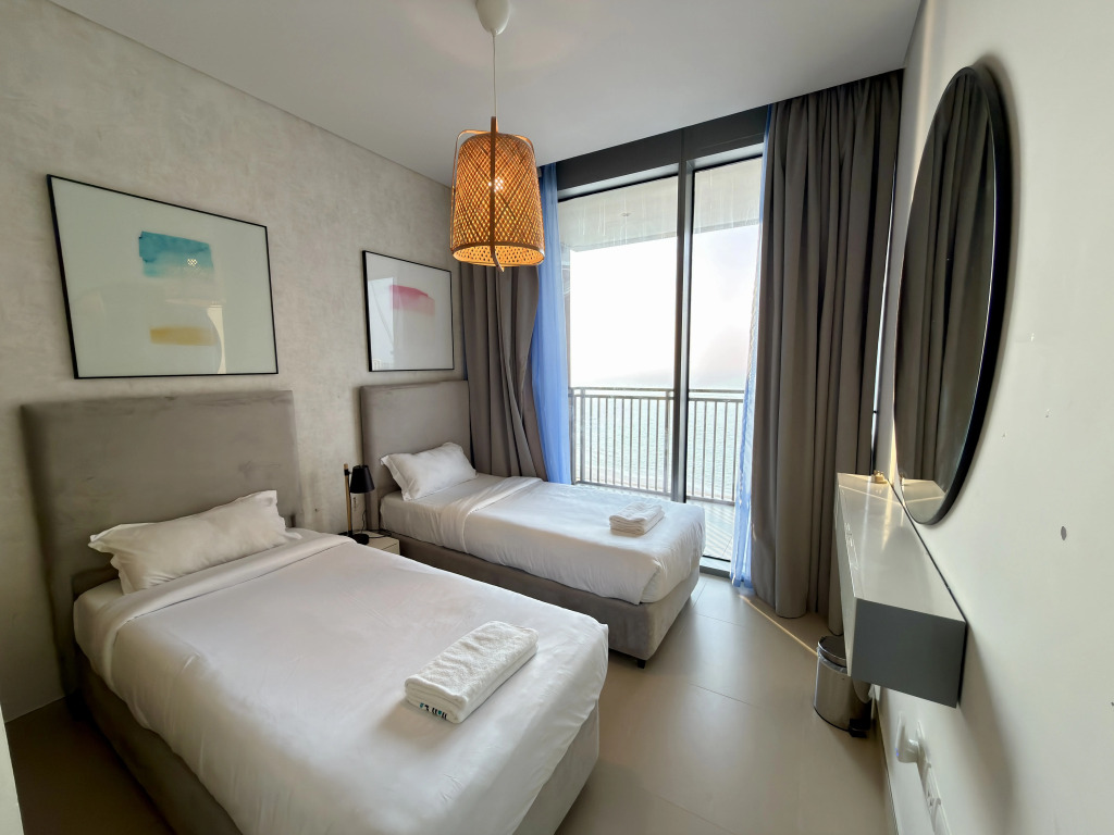 Апартаменты Sunset Sea View Dubai Ain & Palm Views 5242 Emaar