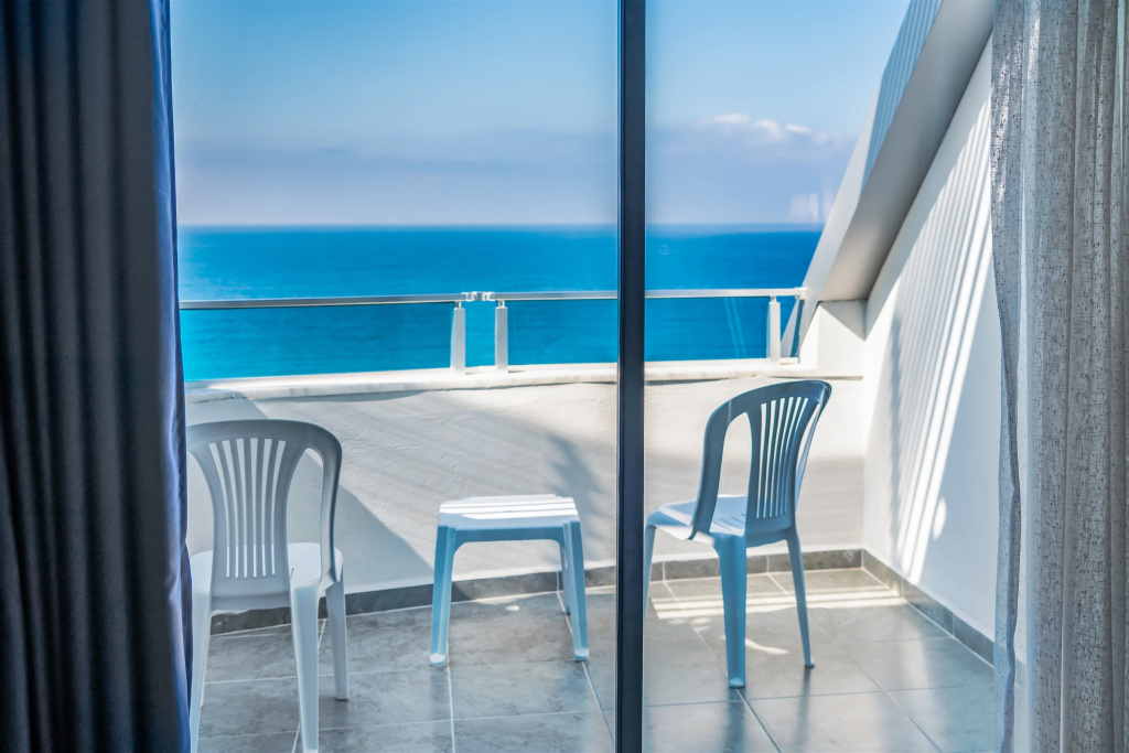 Arsi Blue Beach Hotel