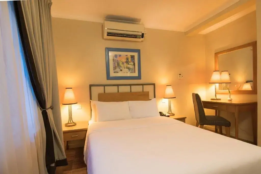 Отель Protea by Marriott Dar Es Salaam Oyster Bay