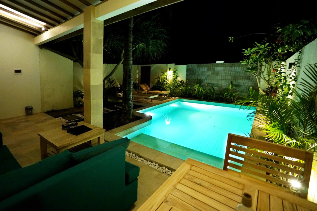 Senang Private Villa