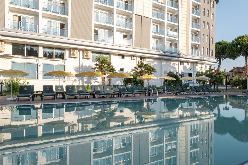 Отель The Gap Hotel Kuşadası