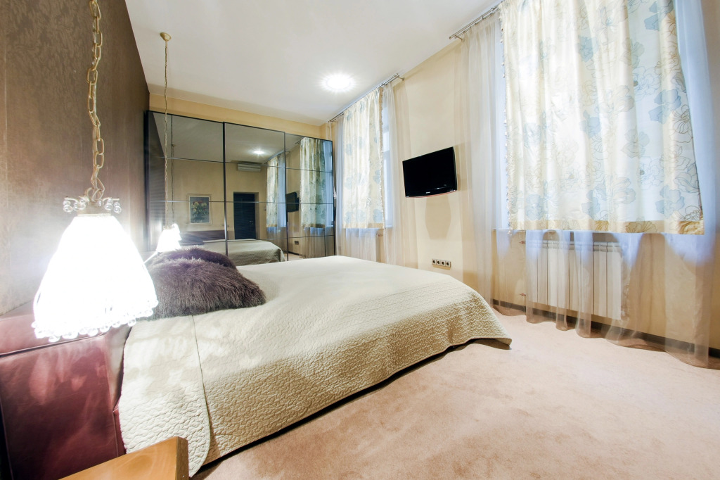 Hi-Tech Home Apartments 3