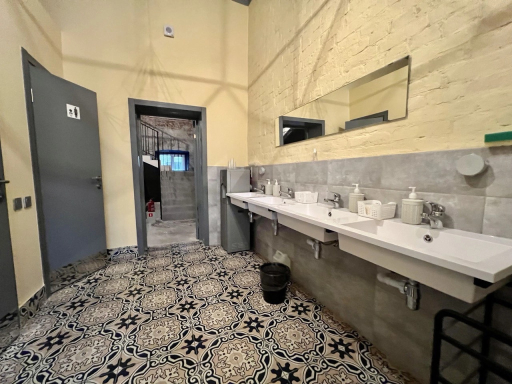 Krysha Hostel