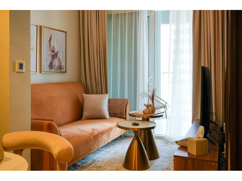 Апартаменты Keyrock Living Reva Residence Premium