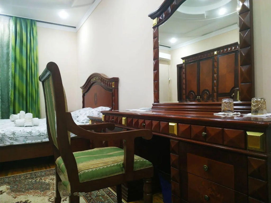 Отель The Oreon Inn