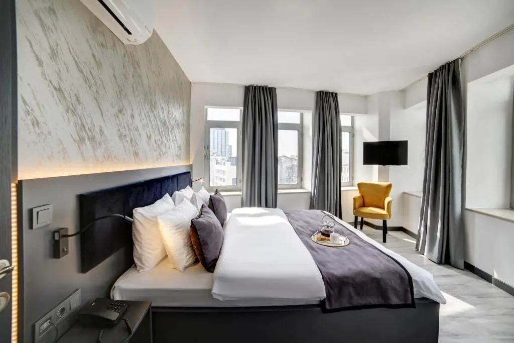Seya Suites Hotel