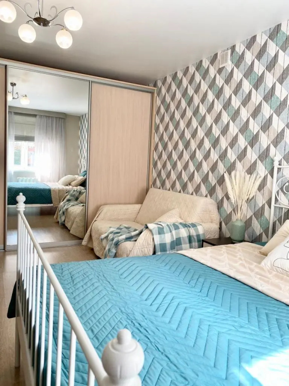 Svetlye Formata 1+ Vozle Tts Ostrov Apartments
