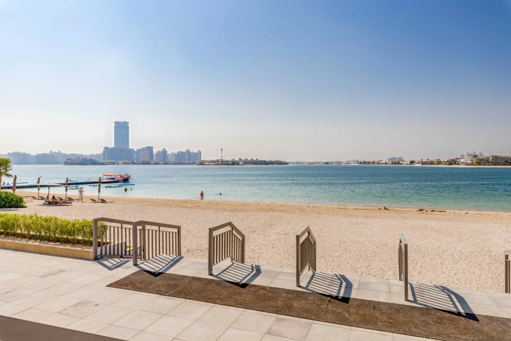 Апарт-отель Globalstay Azizi Mina Apartment with Balcony Sea View
