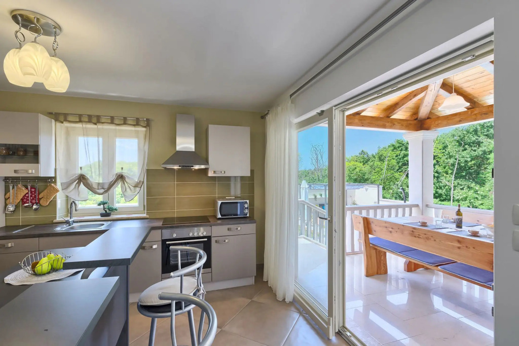 Villa Coridigo - Unique High Position, Panorama Nature View, Cozy Dining Terrace, Gym, Fenced Property