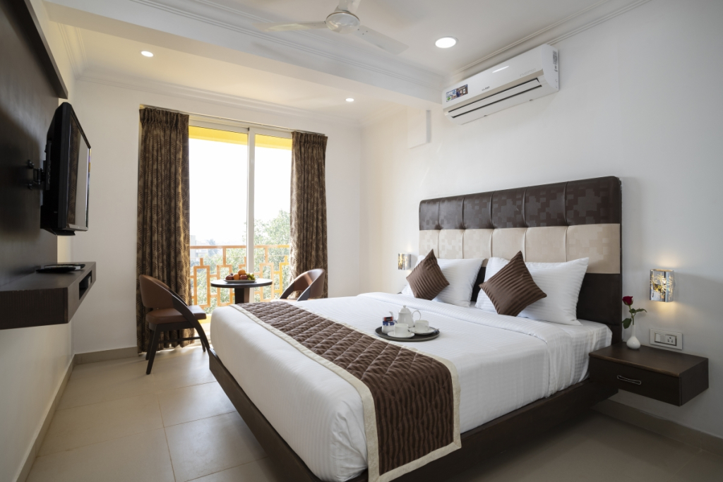 Отель Sairaj Beach resort LLP