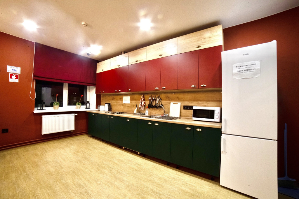 Vershina Hostel