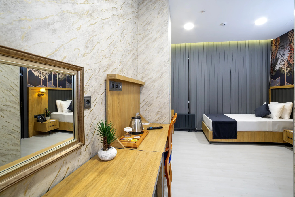 Bulton Hotel Airport & Spa