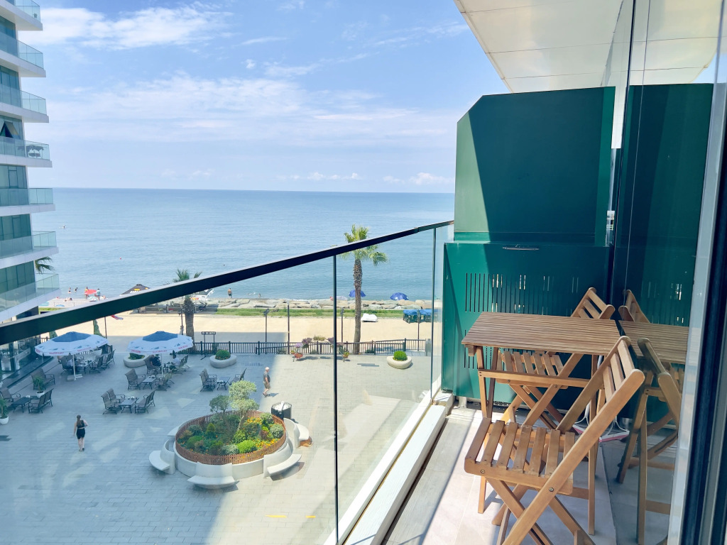 Апартаменты люкс с видом на море в Batumi View