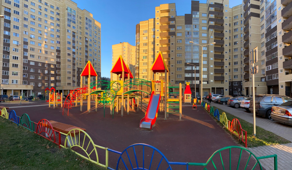 Апартаменты на улице Дмитрия Михайлова 1