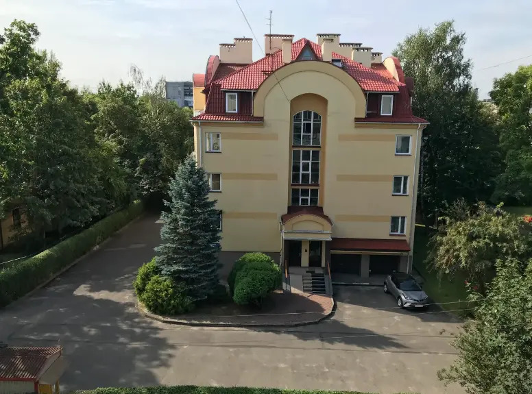 Апартаменты на Космонавта Леонова 13А