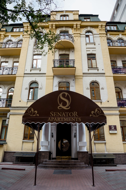 Senator City Center